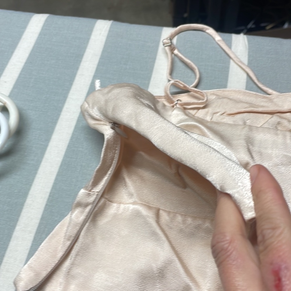 Zara pale pink satin crop top - Picture 5 of 6